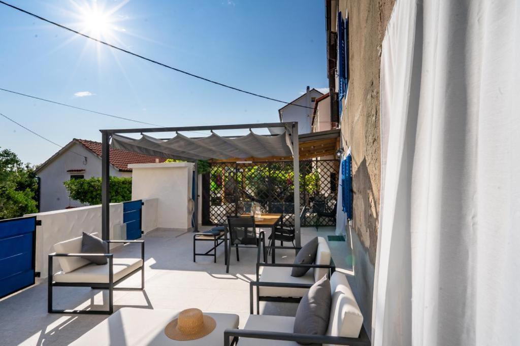 House Franulich Villa Stara Baška Exteriör bild