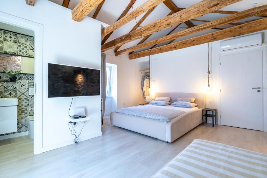 House Franulich Villa Stara Baška Exteriör bild